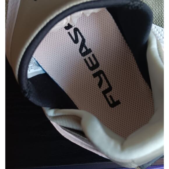 Nike Go FlyEase mens 6 womens 7.5 Light Army Green Summit White CW5883-300 - Picture 4 of 16